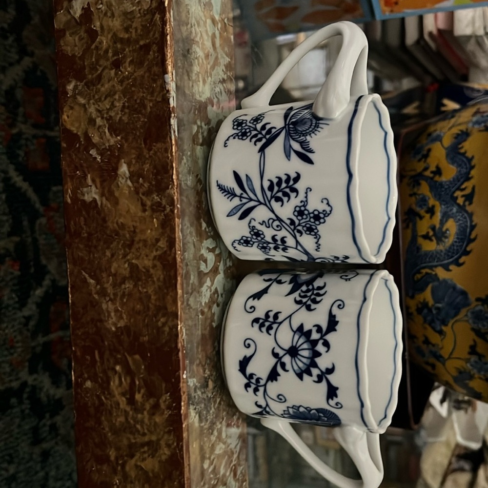 Blue Danube pattern Made in Japan tea/ coffee cups